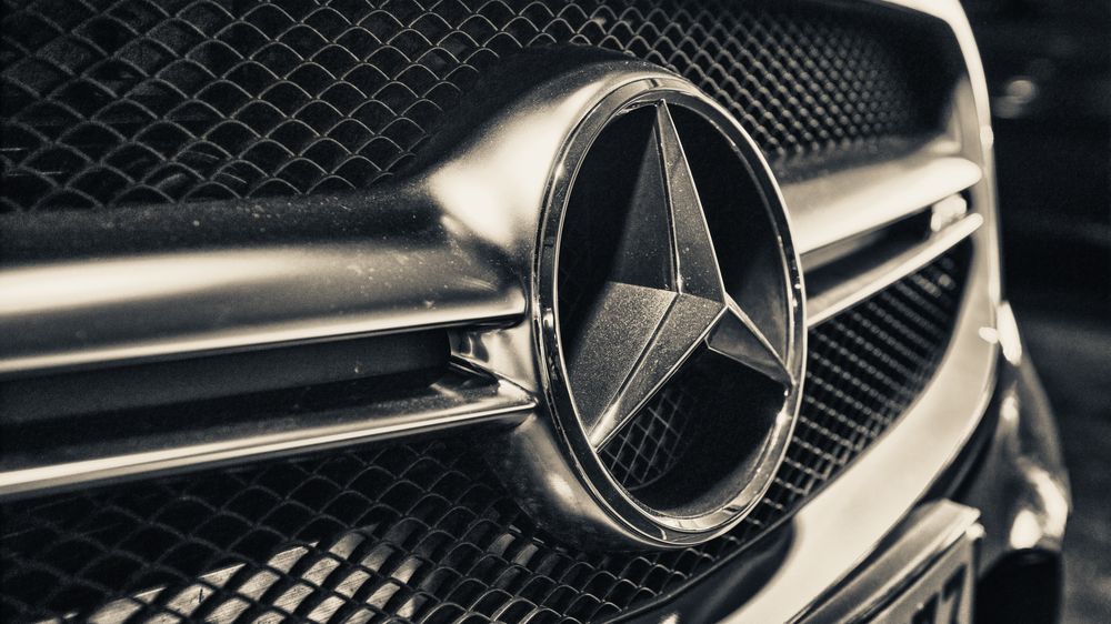 Mercedes prodal podíl v největším ruském výrobci nákladních vozů Kamaz